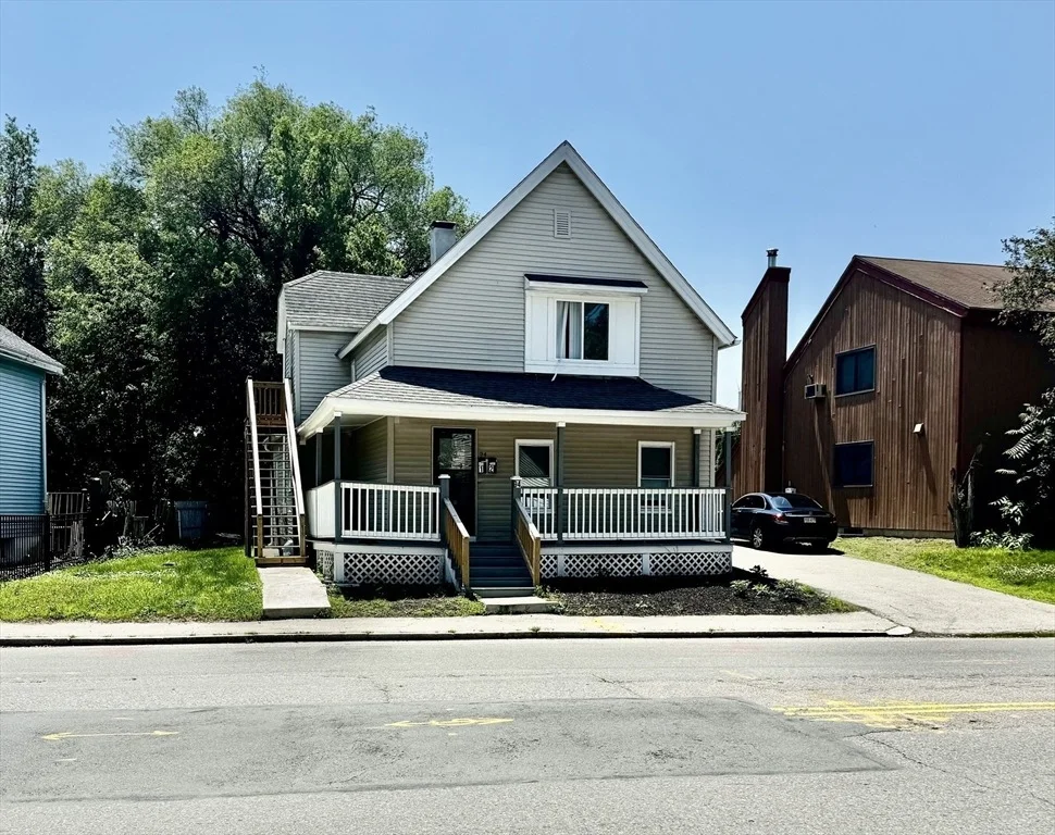 Unit for sale at 94 Massasoit Rd, Worcester, MA 01604