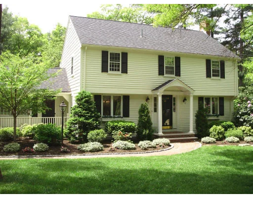 Unit for sale at 4 Patriots Way, Hingham, MA 02043