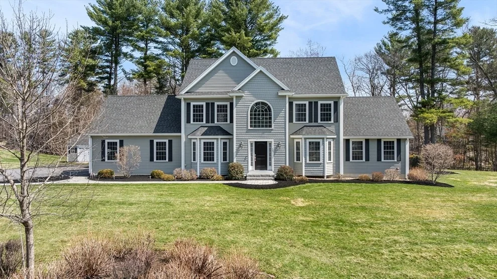 Unit for sale at 10 Delray Dr, Haverhill, MA 01832