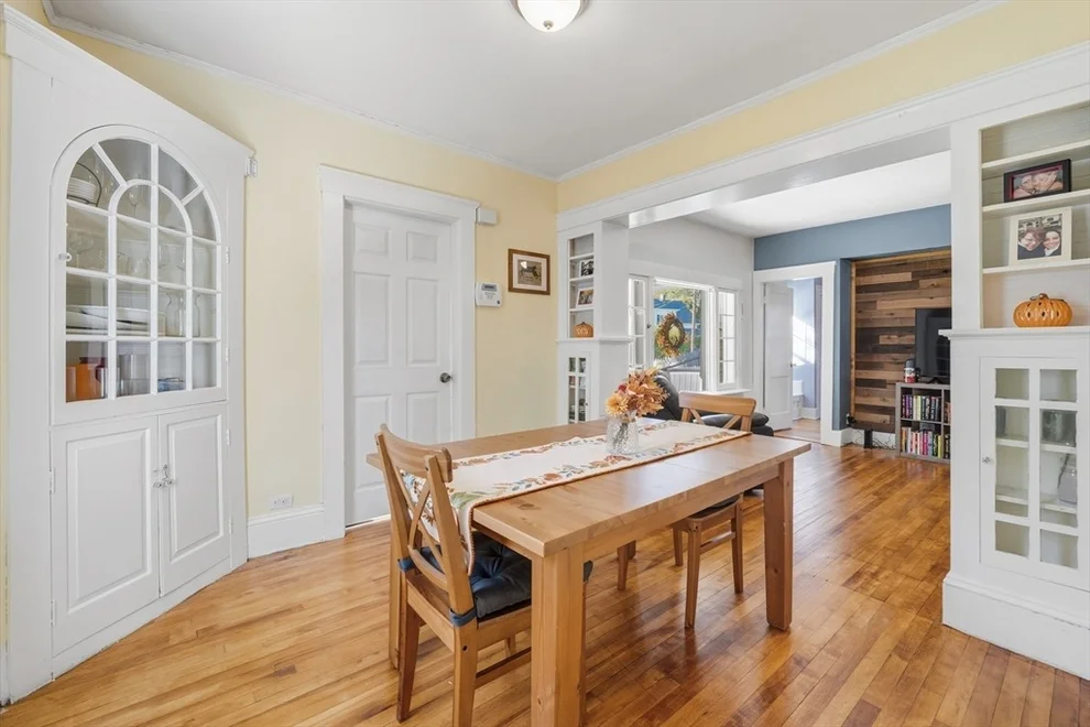 Unit for sale at 3 Jenkins St, Worcester, MA 01602