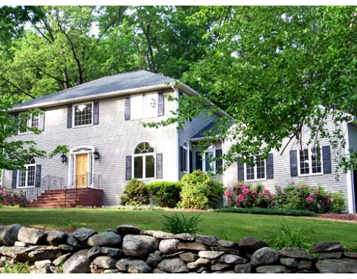 Unit for sale at 321 Spring Street, Shrewsbury, MA 01545