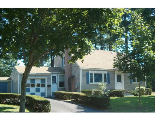 Unit for sale at 17 Kent, Tewksbury, MA 01876