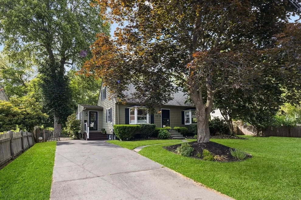 Unit for sale at 15 Appleton Park, Ipswich, MA 01938