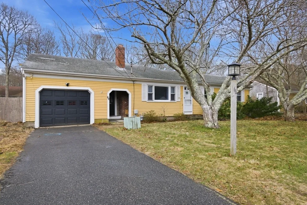 Unit for sale at 66 Arrowhead Dr, Barnstable, MA 02601