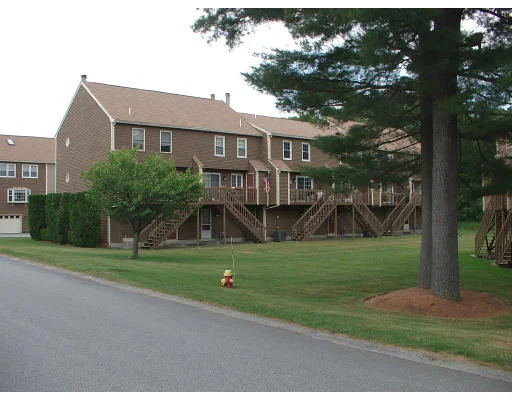 Unit for sale at 72 Heritage Dr, Tewksbury, MA 01876