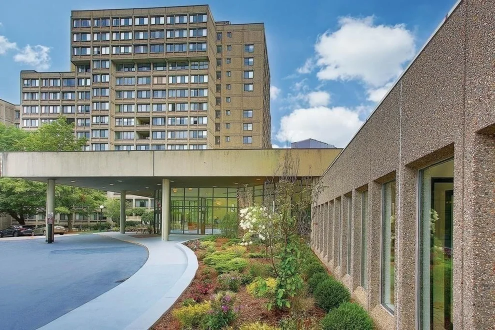 Unit for sale at 250 Hammond Pond Parkway, Newton, MA 02467
