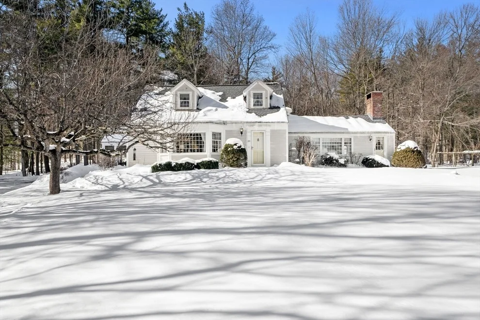 Unit for sale at 39 Mount Lebanon St, Pepperell, MA 01463