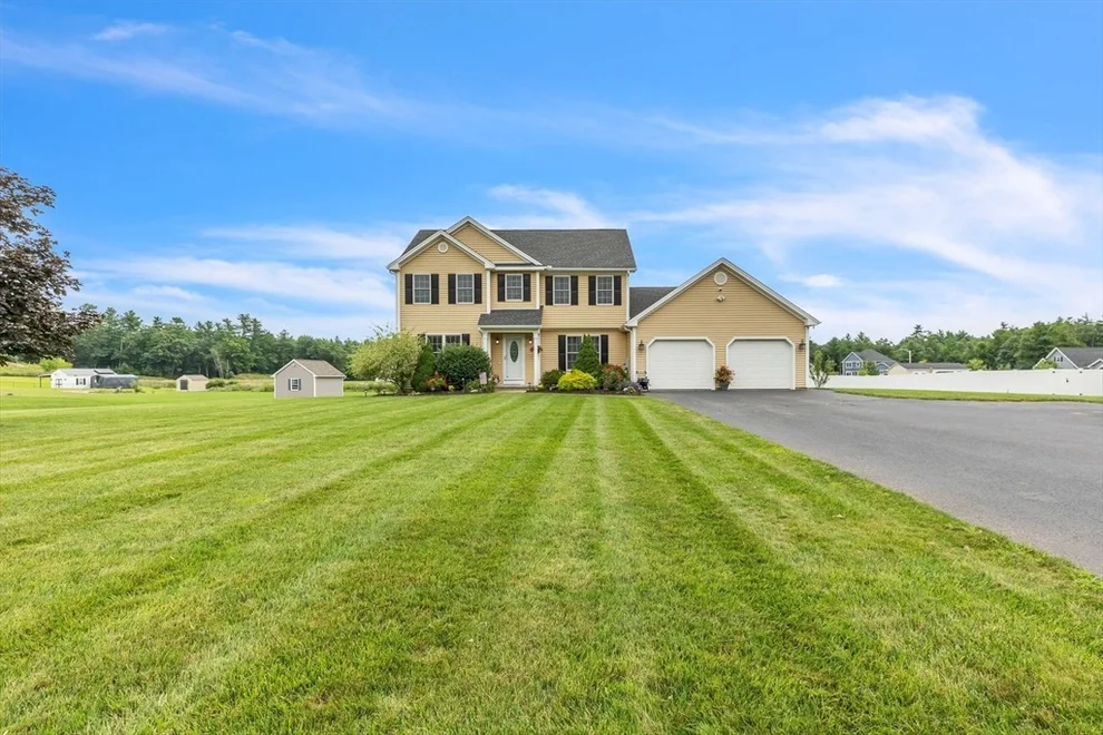 Unit for sale at 253 Montgomery Rd, Westfield, MA 01085