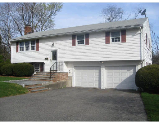 Unit for sale at 2 Hampshire Drive, Natick, MA 01760