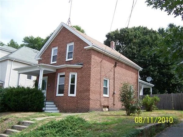 Unit for sale at 77 Blossom St, Haverhill, MA 01835