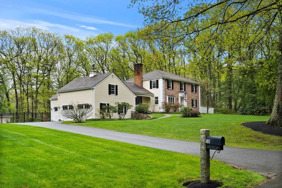 Unit for sale at 58 High Ridge Rd, Boxford, MA 01921