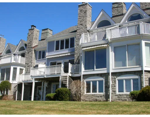 Unit for sale at 503 Main Street, Amesbury, MA 01913