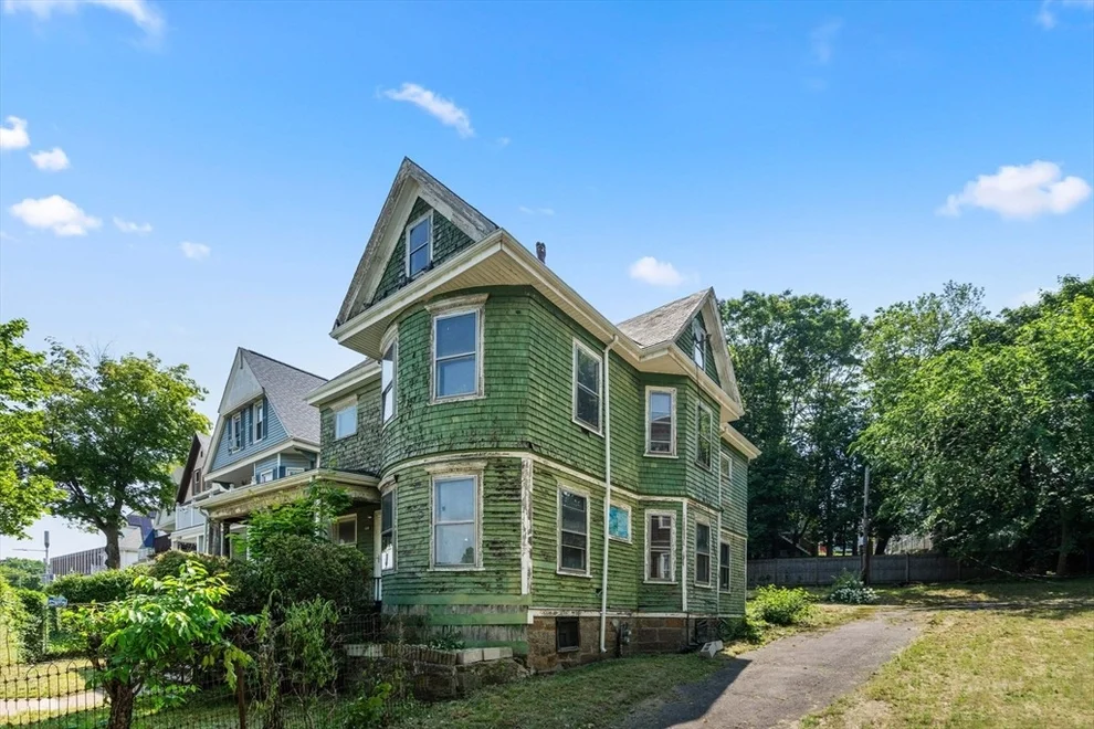 Unit for sale at 367 Columbia Rd, Boston, MA 02125