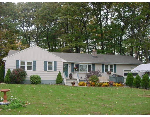 Unit for sale at 5 Four Bridges Road, Hudson, MA 01749