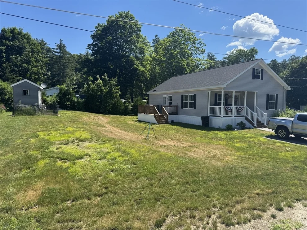 Unit for sale at 4 Manorcrest, Nashua, NH 03062