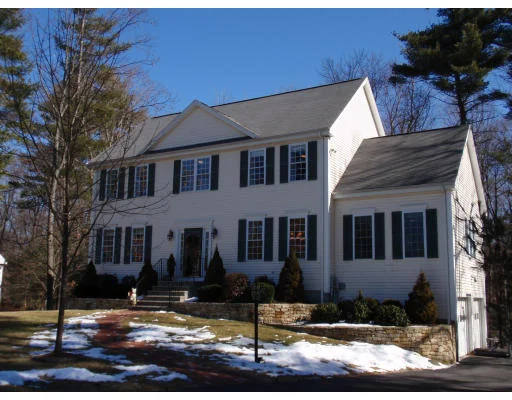 Unit for sale at 12 Tanglewood Drive, Franklin, MA 02038