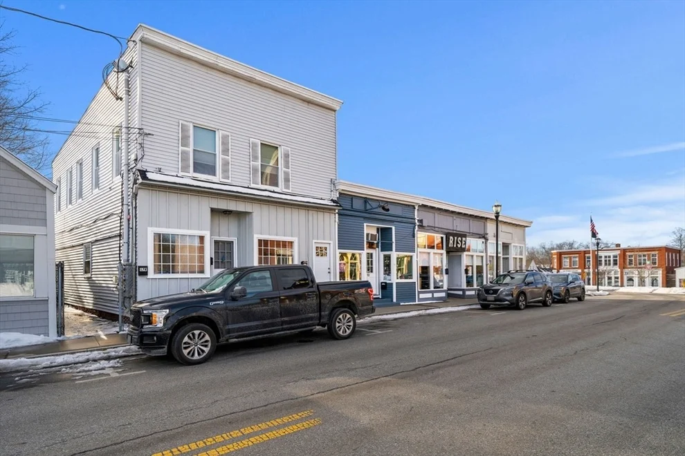 Unit for sale at 7-17 School St, Merrimac, MA 01860