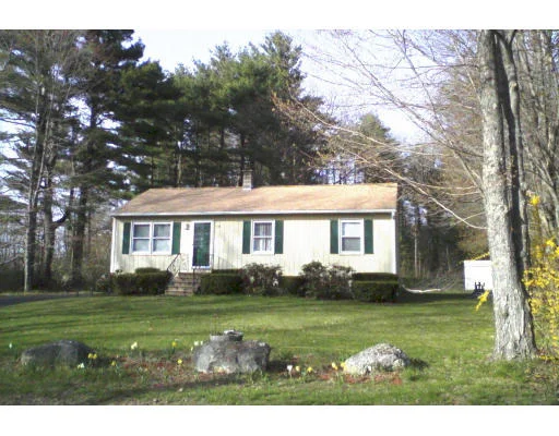 Unit for sale at 438 Whitney St, Gardner, MA 01440