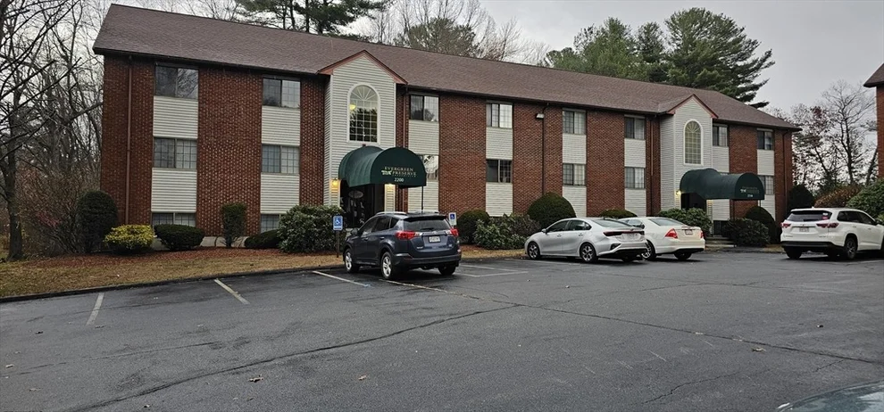 Unit for sale at 2200 Skyline Dr, Lowell, MA 01854