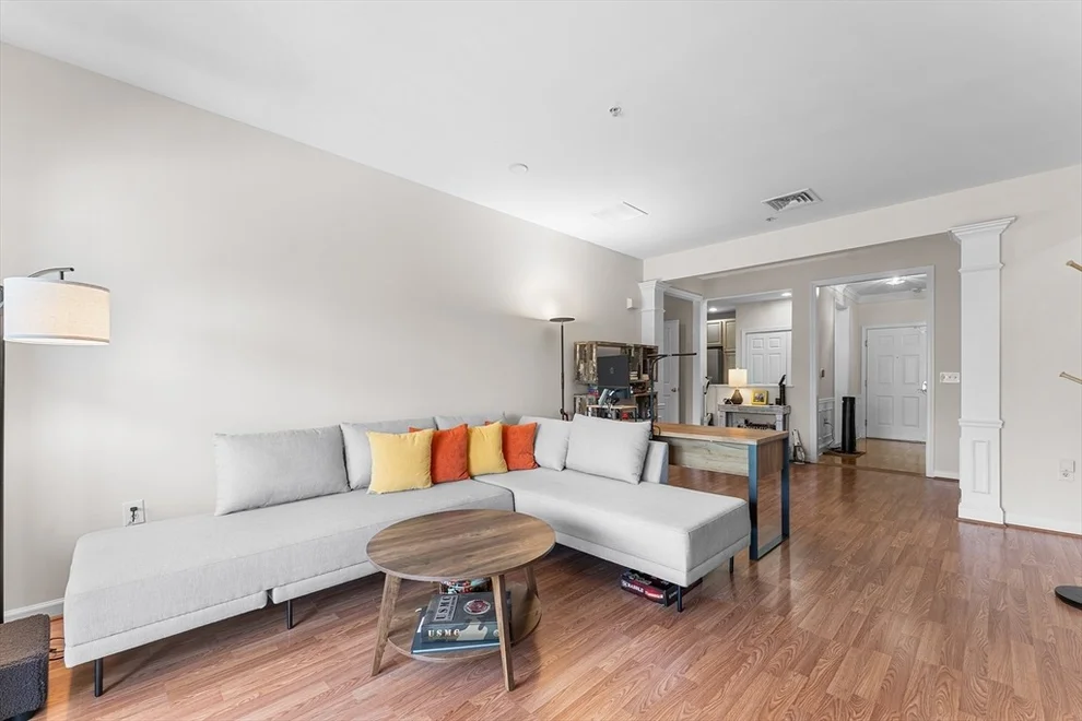 Unit for sale at 170 Haverhill St, Andover, MA 01810