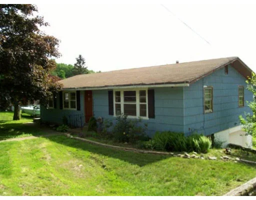 Unit for sale at 114 North, East Brookfield, MA 01515