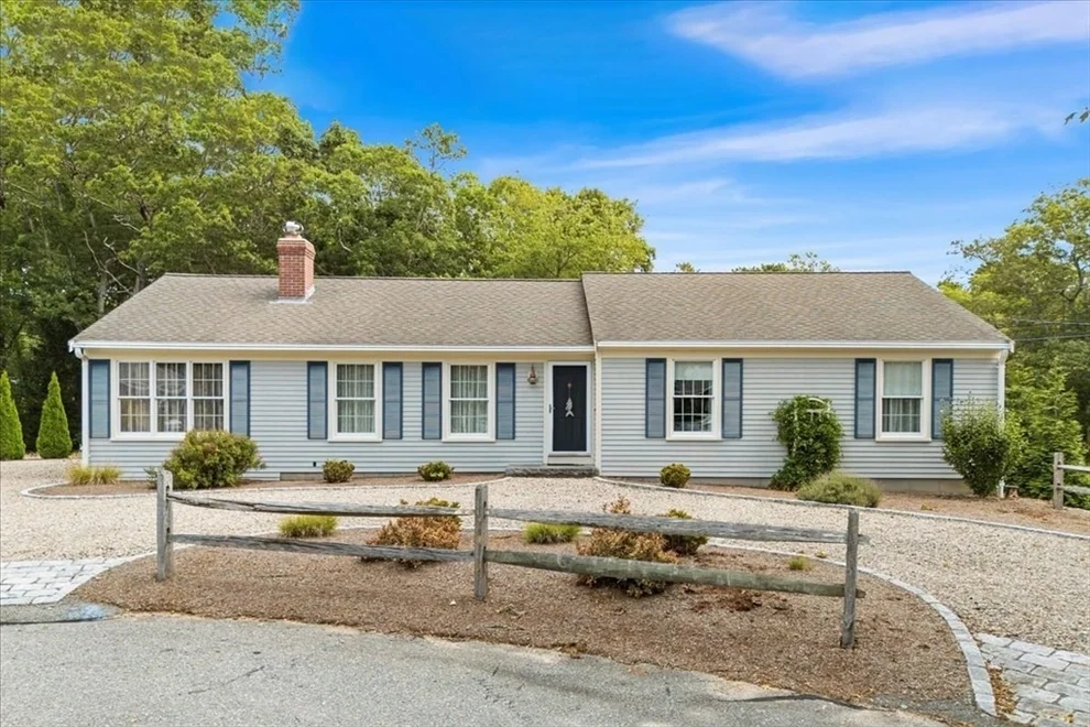 Unit for sale at 4 Landing Ln, Dennis, MA 02660