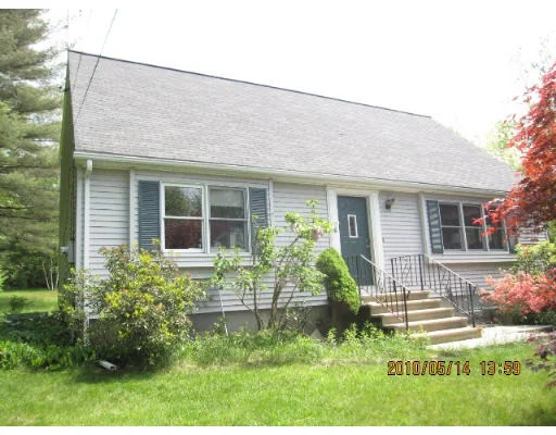 Unit for sale at 14 Westview Drive, Oxford, MA 01540
