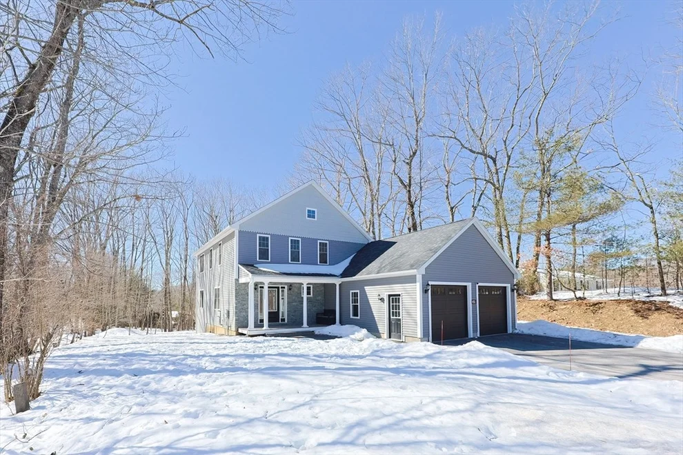 Unit for sale at 61 Pommogussett Rd, Rutland, MA 01543
