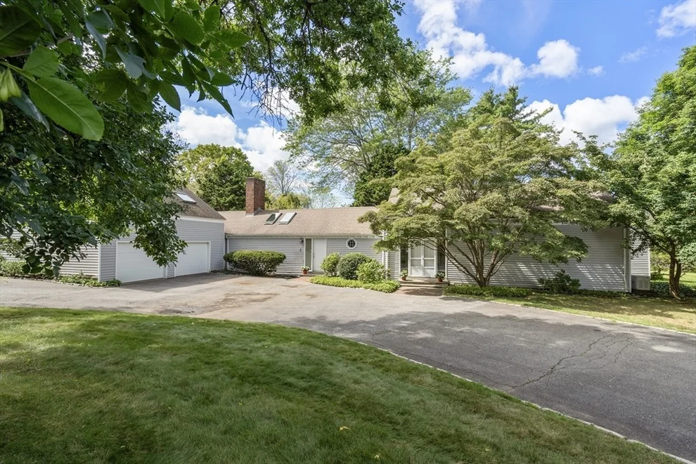 Unit for sale at 3 Proctor, Manchester, MA 01944
