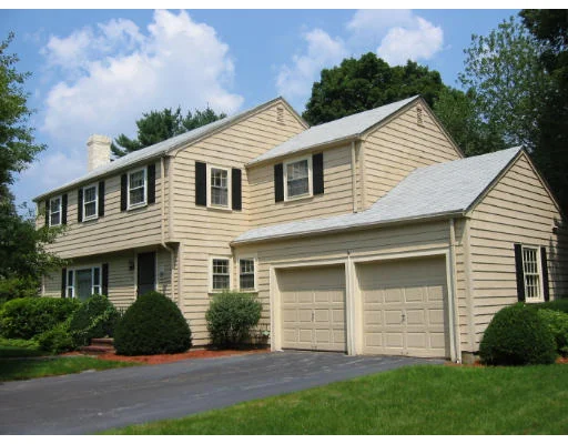 Unit for sale at 97 Old Farm Road, Needham, MA 02492