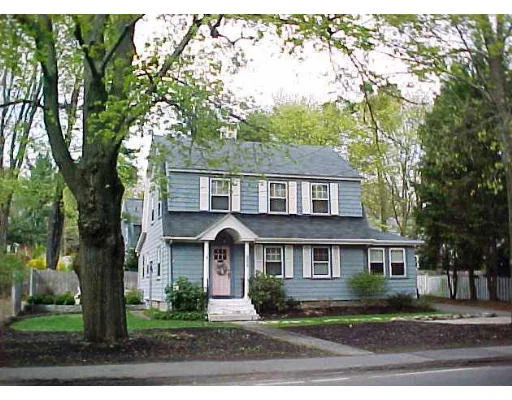 Unit for sale at 231 Weston Rd, Wellesley, MA 02482