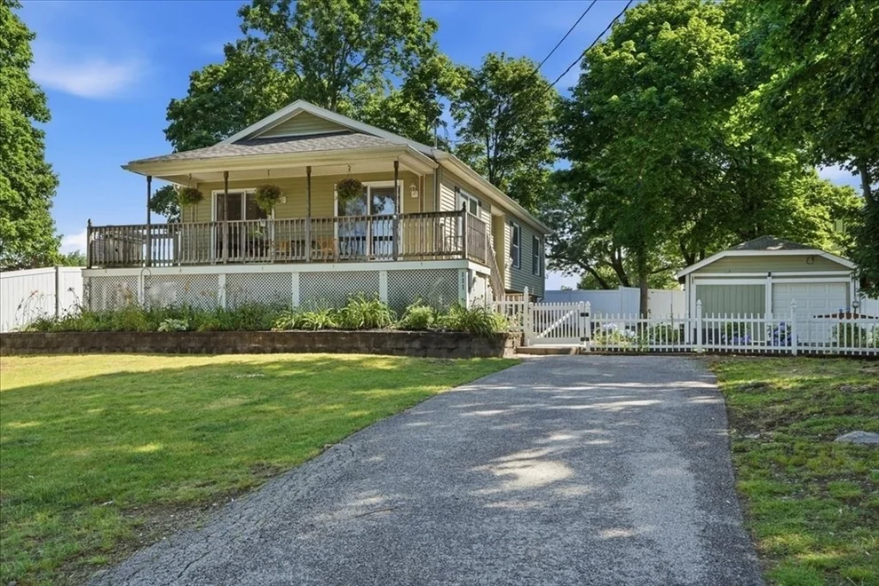 Unit for sale at 111 Wompatuck Rd, Hingham, MA 02043