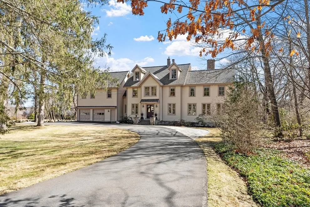 Unit for sale at 521 Barretts Mill Rd, Concord, MA 01742