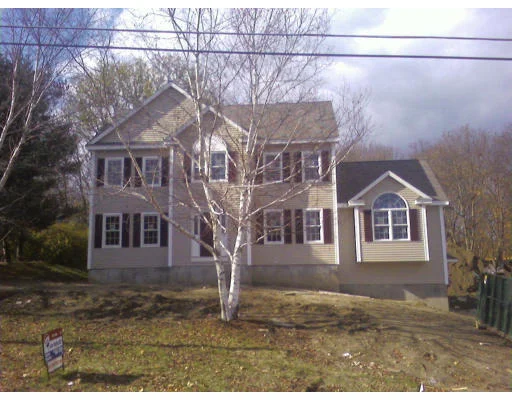 Unit for sale at 5 Grandview Rd, Billerica, MA 01821