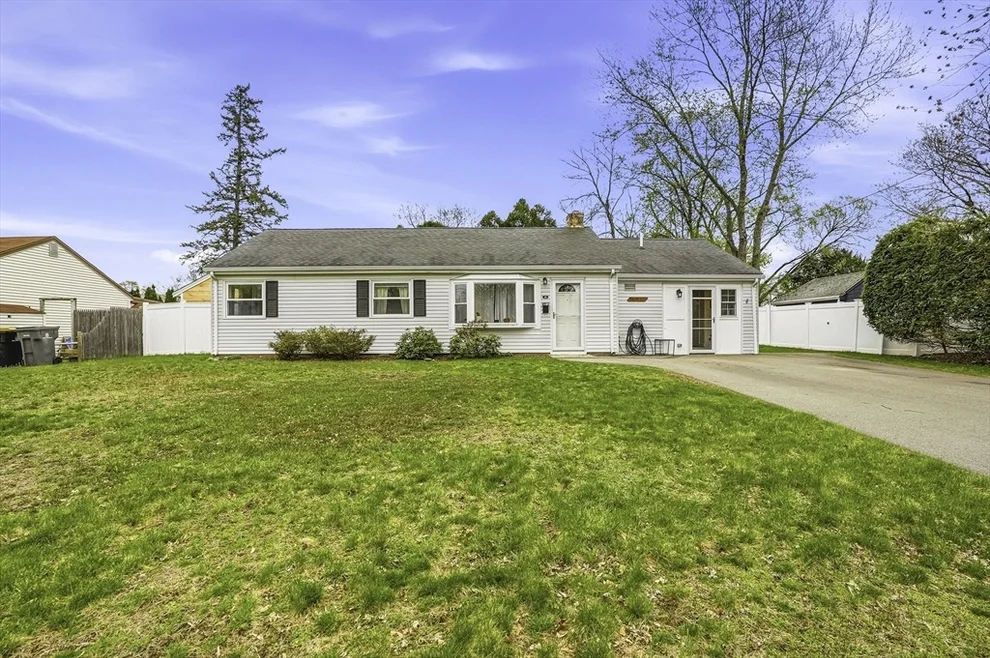 Unit for sale at 18 Brookfield Ter, Framingham, MA 01701