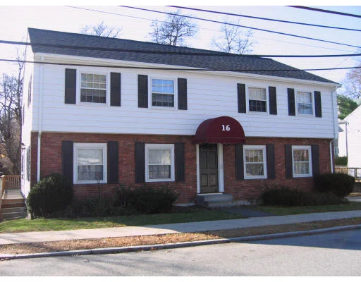 Unit for sale at 16 Richardson St, Wakefield, MA 01880