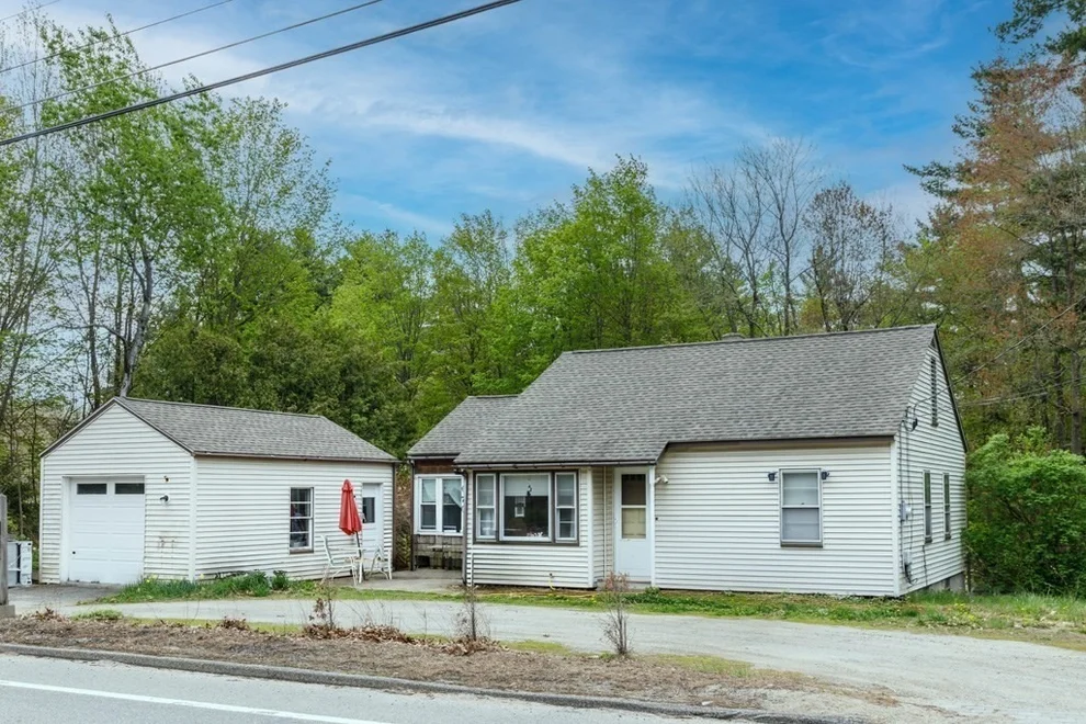 Unit for sale at 670 Massachusetts Avenue, Lunenburg, MA 01462