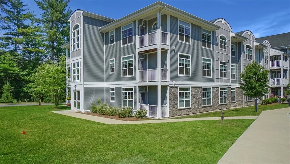 Unit for sale at 635 Old Post Rd, Sharon, MA 02067