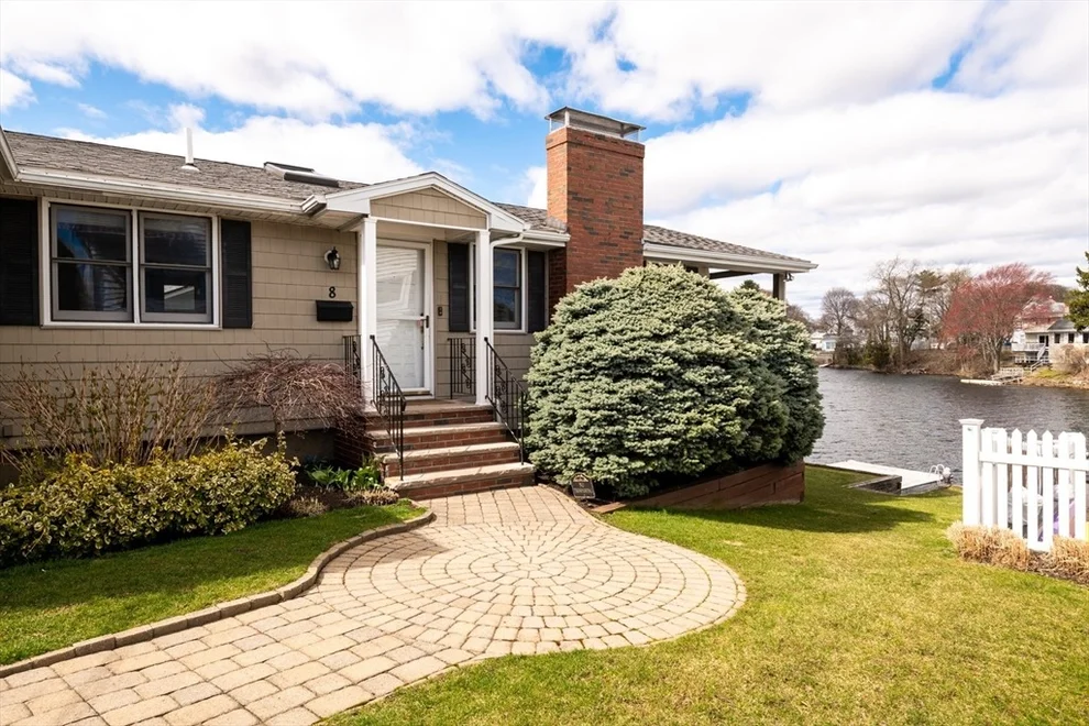 Unit for sale at 8 Wendy Way, Lynn, MA 01904
