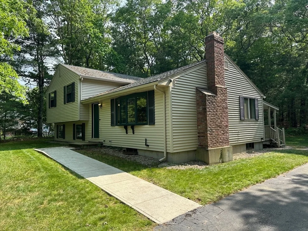 Unit for sale at 49 Dartmouth Rd, Plymouth, MA 02360