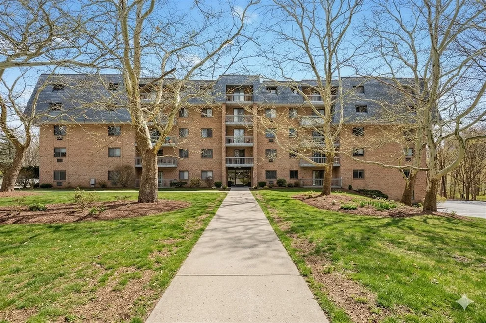 Unit for sale at 65 Commons Drive, Shrewsbury, MA 01545