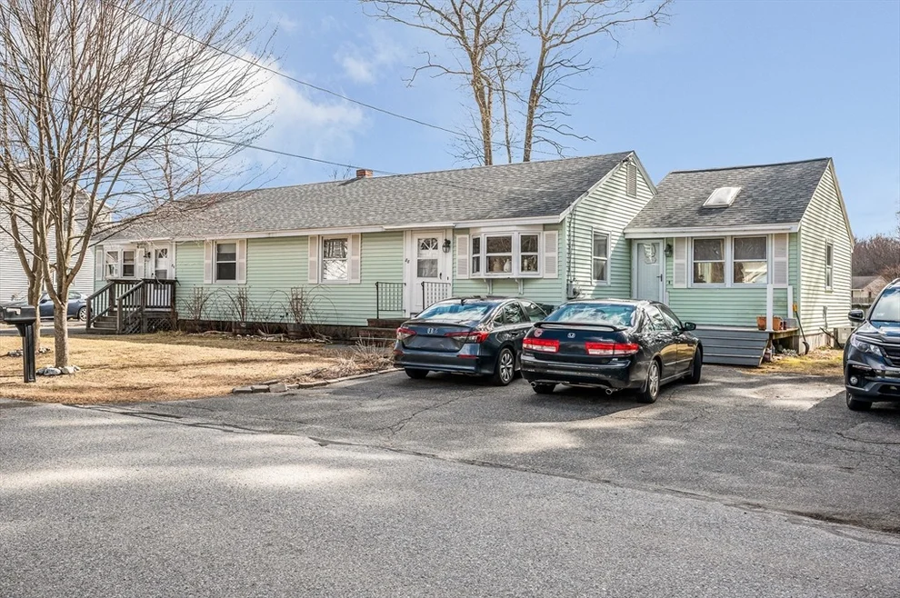 Unit for sale at 88 Elm St, Dracut, MA 01826