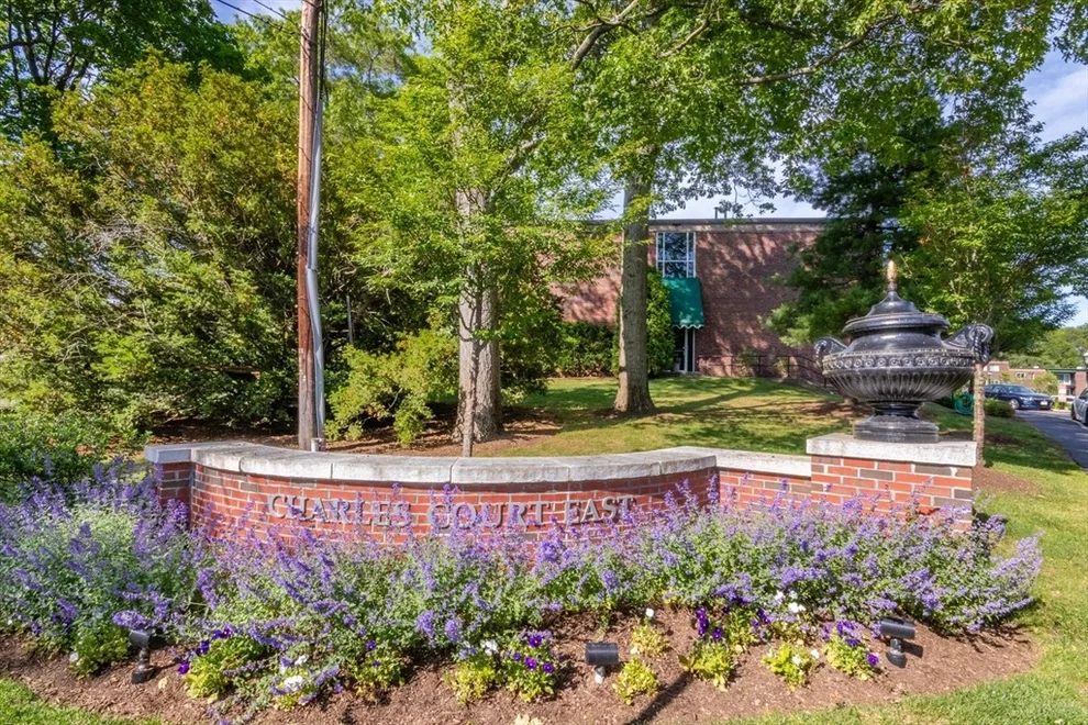 Unit for sale at 1202 Greendale Ave, Needham, MA 02492