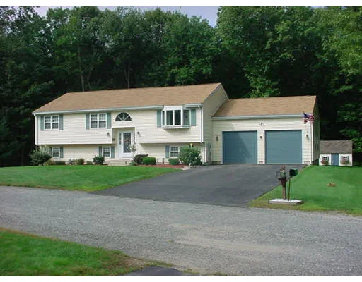 Unit for sale at 15 West Parish Lane, Merrimac, MA 01860