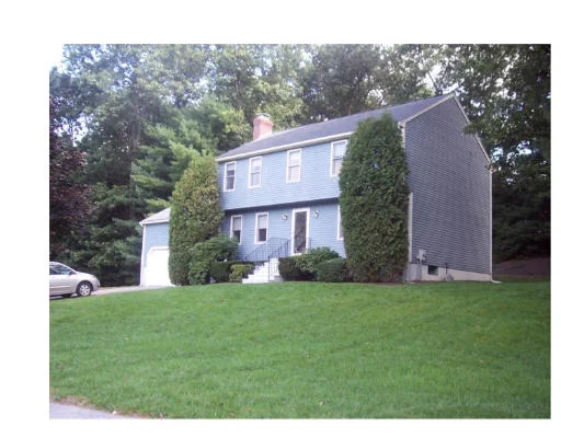 Unit for sale at 6 Mooreland Dr, Uxbridge, MA 01569