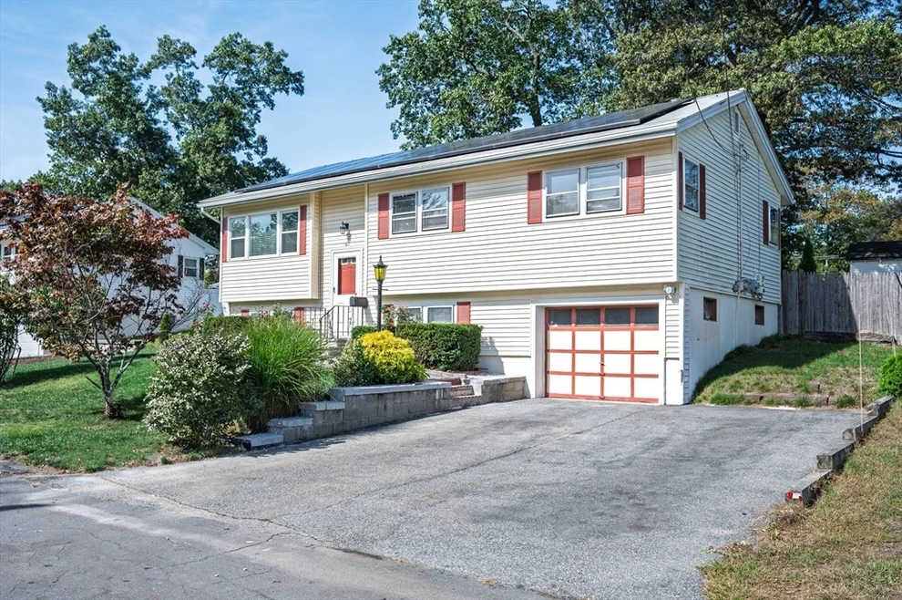 Unit for sale at 5 Marc Ln, Lawrence, MA 01843