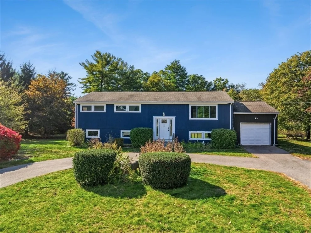 Unit for sale at 55 Burnside Ave, Seekonk, MA 02771