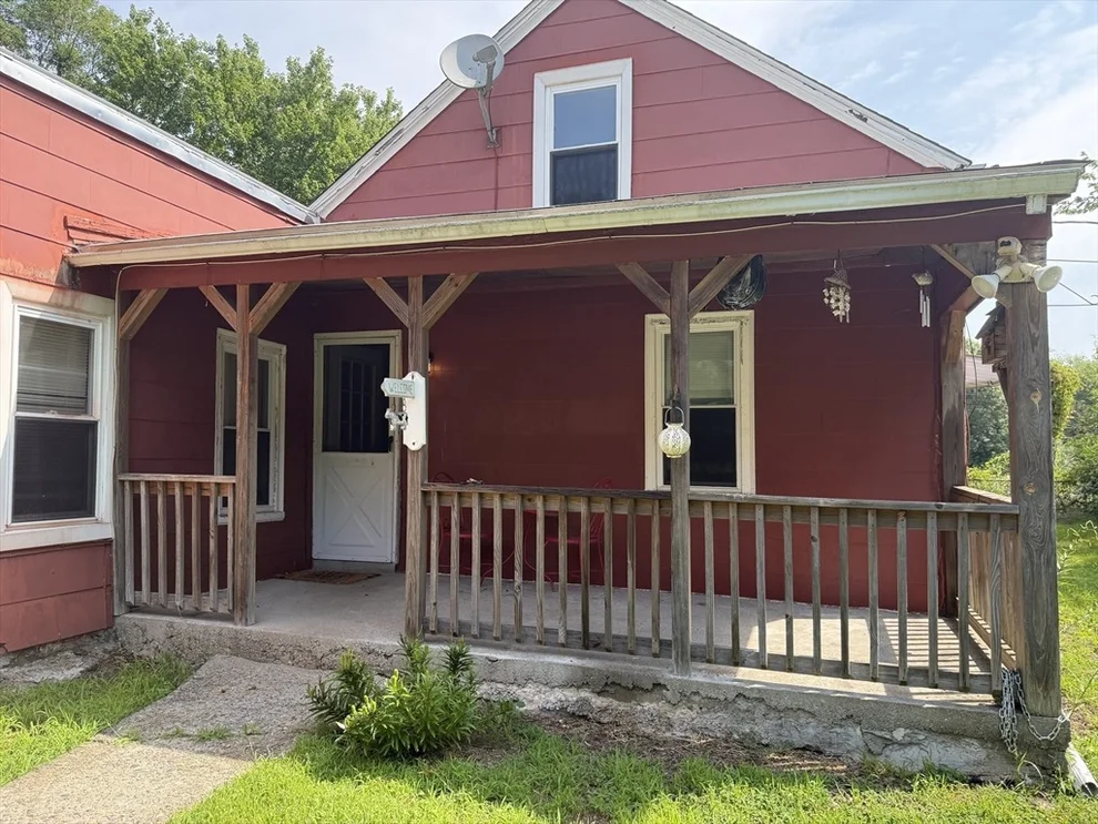 Unit for sale at 340 Woodland Avenue, Seekonk, MA 02771