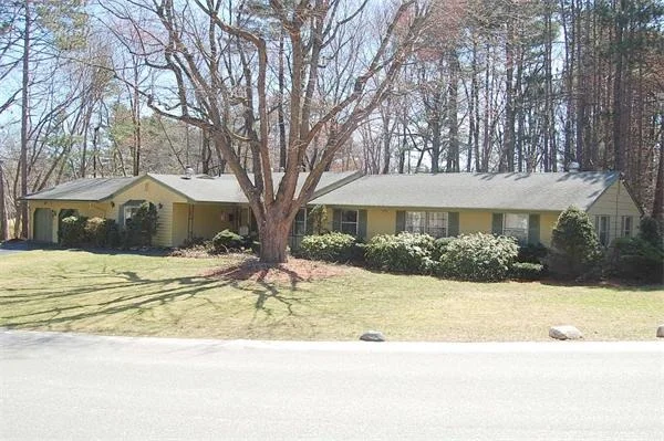 Unit for sale at 40 Clarissa Rd, Chelmsford, MA 01824