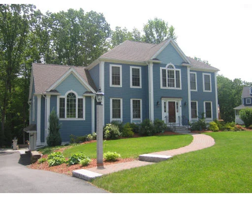 Unit for sale at 6 Cobblers Lane, North Reading, MA 01864